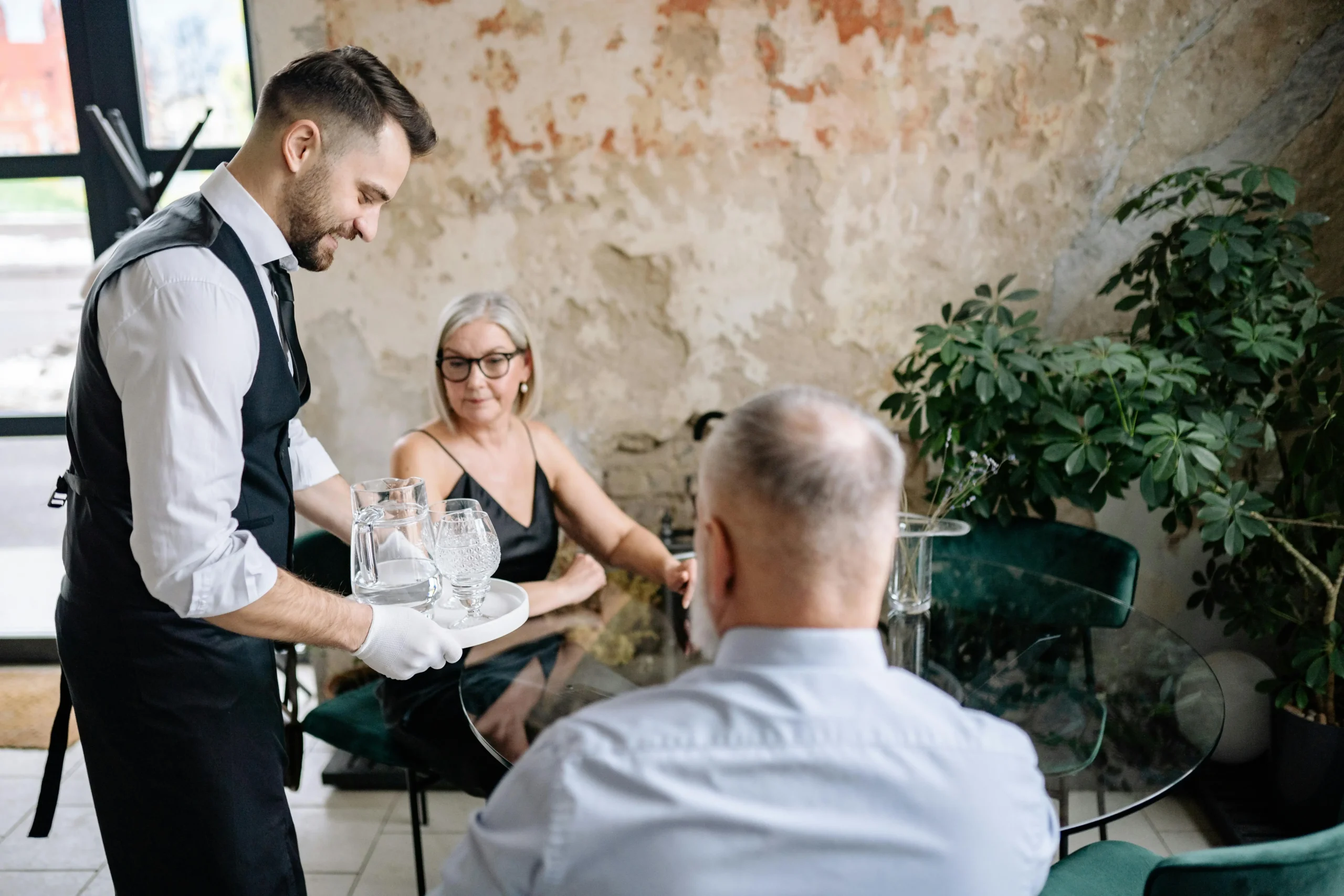 pexelsyankrukov6816376 | Tableo Paying2