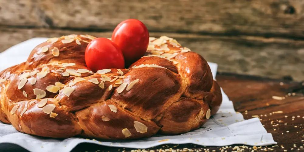 Tsoureki - Greek Easter